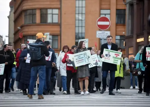 Протест против сокращения взносов во 2-й пенсионный уровень (08.10.24)