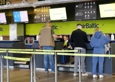 Экс-министр Рамона Петравича предупреждает: airBaltic начал активно проверять вес ручной клади, теперь никакого перевеса!