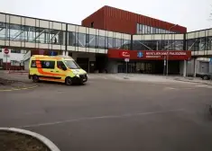 Уже 3 смерти! Скрытая угроза поджидает жителей Латвии в садах и не только