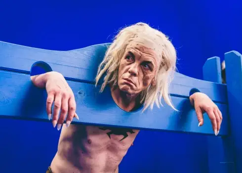 Эйнар Репше на съемках фильма "Божий пес"