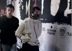 Никита Кологривый пришел на премьеру в смирительной рубашке - что об этом думают врачи