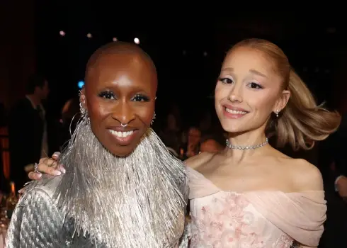  Дружба Синтии Эриво и Арианы Гранде