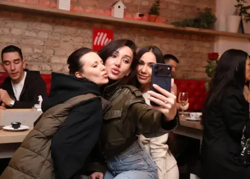 Кафе Innocent отметило открытие нового сезона (2026)