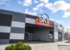 Закат эпохи SKY: легендарная латвийская сеть супермаркетов объявила о неплатежеспособности