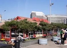 Владелец Origo выкупил бывший игровой зал у вокзала в Риге: что там будет теперь?