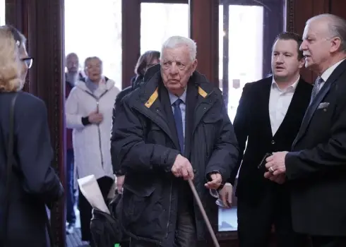 Прощание с Янисом Стрейчем