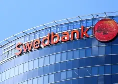 Клиенты Swedbank в Латвии получили сообщение о переменах, которые затронут пенсионные планы