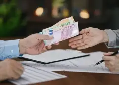Резко выросло число людей, берущих в кредит квартиры в новых проектах. Эксперты объяснили, почему они так делают